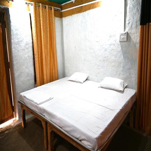 Pari Homestay, Koniya
